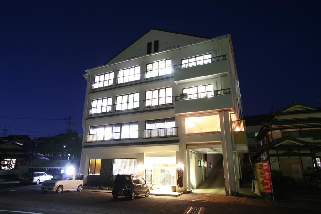 Hotel Tsuru No Oyado Tsurusou Tara Esterno foto