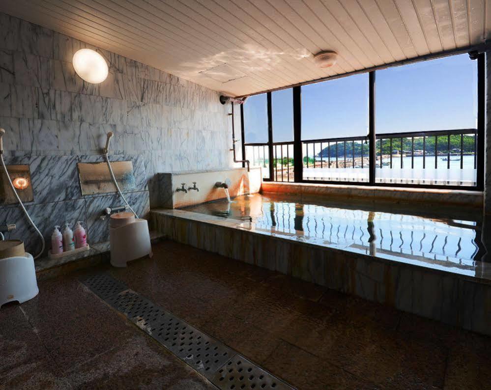 Hotel Tsuru No Oyado Tsurusou Tara Esterno foto