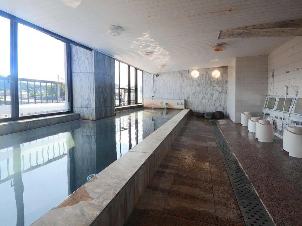 Hotel Tsuru No Oyado Tsurusou Tara Esterno foto